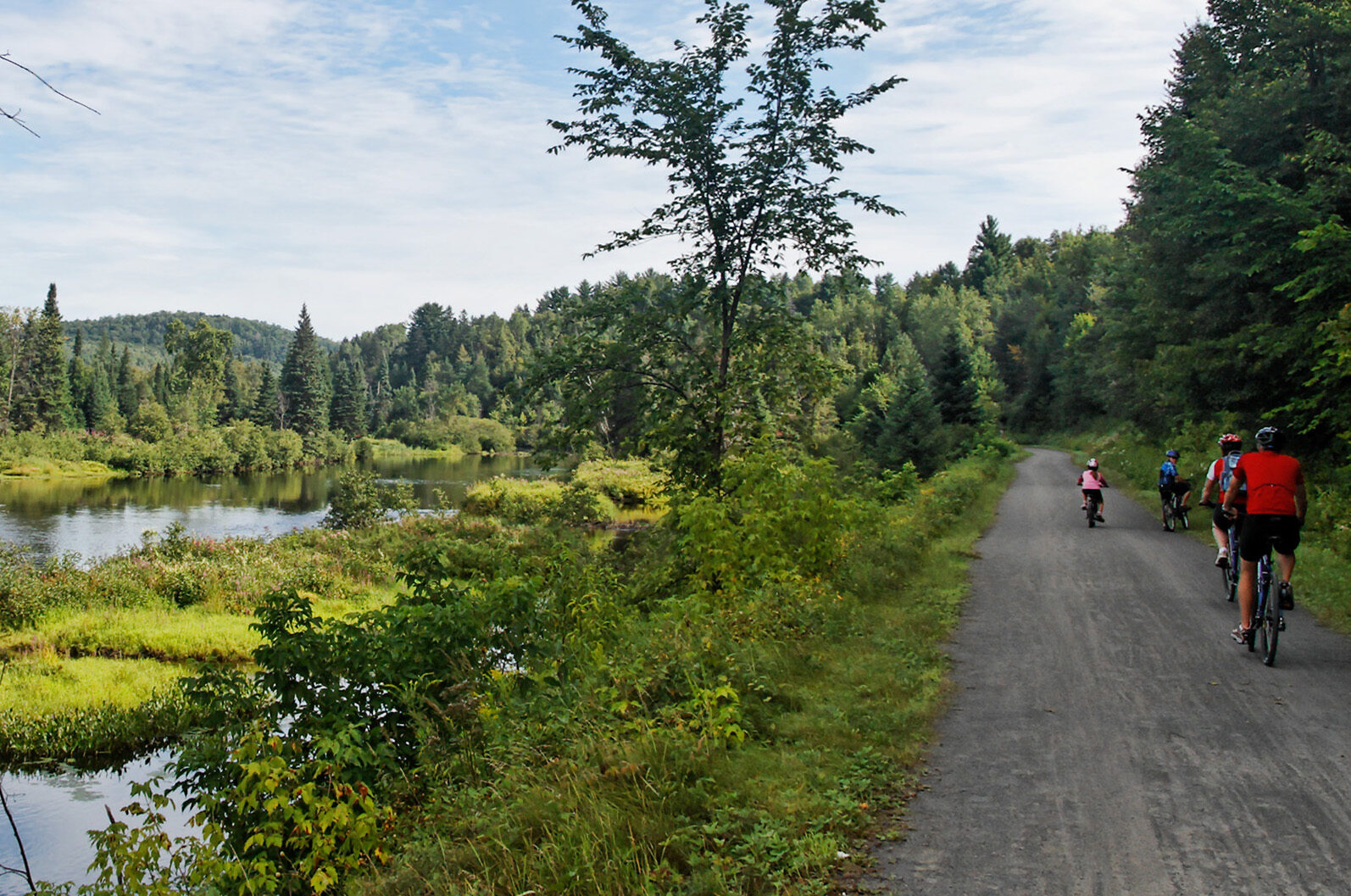 Le Parc linéaire du P'tit train du nord, dans les Laurentides.